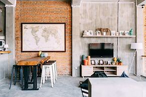 So Boutique Hostel