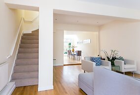Logan Mews by Lime Street