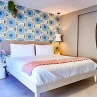 Trópica Beach Hotel