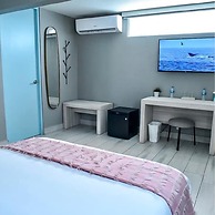 Trópica Beach Hotel