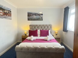 The Berry Hotel