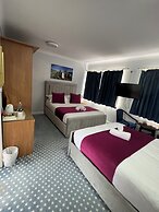 The Berry Hotel