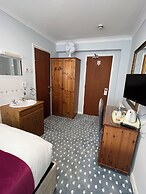 The Berry Hotel