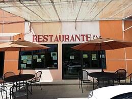 Hotel Villa De Las Flores