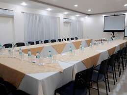 Hotel Palmira Inn