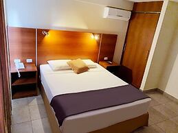 Hotel Palmira Inn