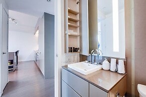 Metropolis Suites - Peter St