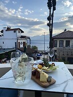 Mono Hotel