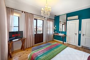 Mono Hotel