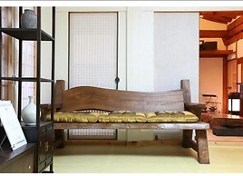 Gwiae Traditional House
