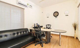 Itsy Hotels Riyas Grand