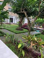 Arta Garden Guest House & Hostel
