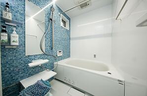 Higashi-Rokugo House WHITE by Tranova