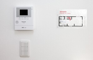 Higashi-Rokugo House WHITE by Tranova