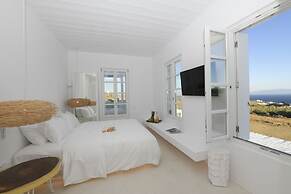 The Ammonite Resort – Adults Only