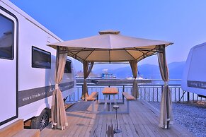 Poseidon Caravan - Campsite