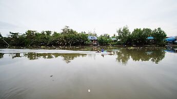 Khumphyazaw Resort