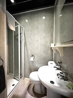 Central Cove Guesthouse