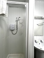 Central Cove Guesthouse