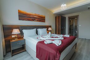 Empula Hotel & Residences