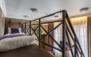 Mansilion Hotel