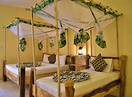 Chanya Lodge