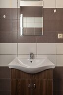 Elegant Living