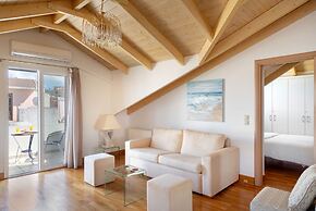 Elegant Living