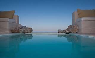 Art Villa Exogonia Santorini