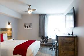 Hotel Far Hills