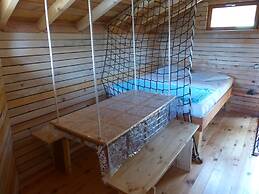 Camping Les Castors - Cabanes Insolites