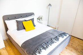 Spacious Two Bed in Hackney