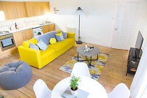 Spacious Two Bed in Hackney