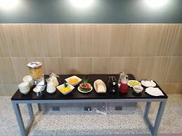 Living Hostal - Hostel