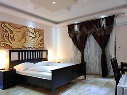 Hotel Babylon