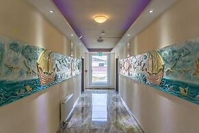 Hotel Babylon