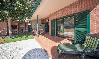 Modern House For Families (R77)