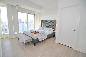 Executive 3Br in Entertainment District