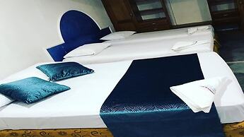 Island House Hotels