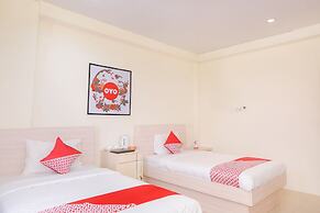 Capital O 854 Ub Caisar Hotel