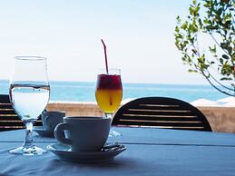 Pearl Beach Hotel