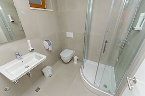 Hostel Dvor