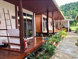Bella Athena Garden