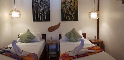 Bella Athena Garden