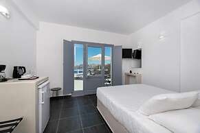 Pancratium villas & suites