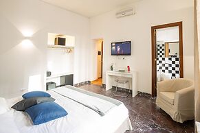 Lombardia40 Luxury Suites