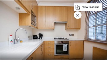 English Garden Apartment