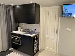 Studio Excellent 21