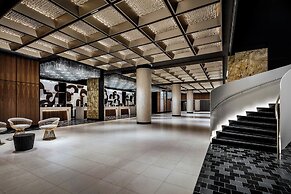Fairmont The Queen Elizabeth Gold Experience