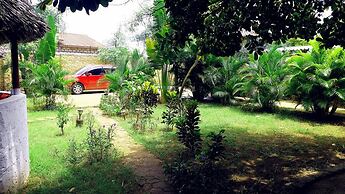 Diani Hostel